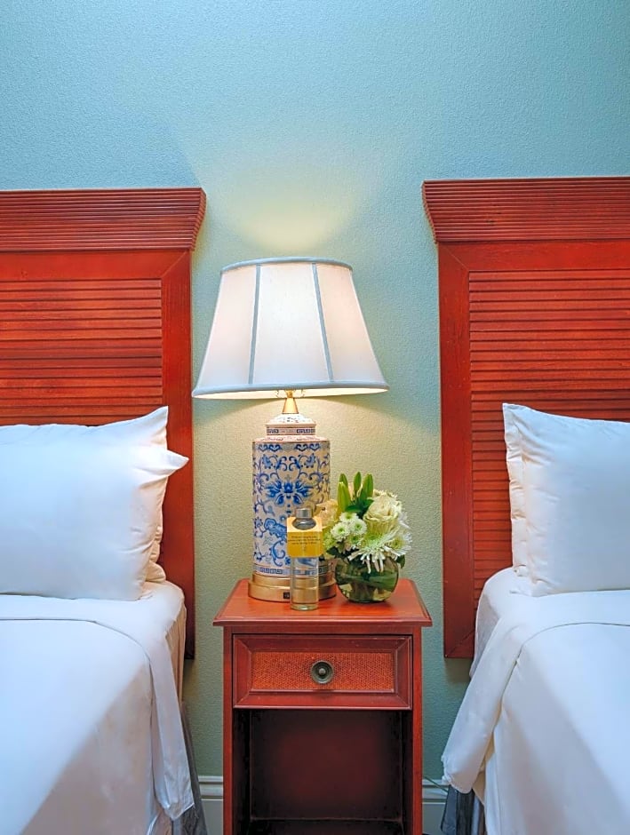 voco St. James Hotel By IHG
