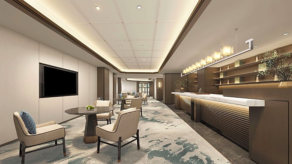 Yuexiu Hotel Guangzhou, Curio Collection by Hilton