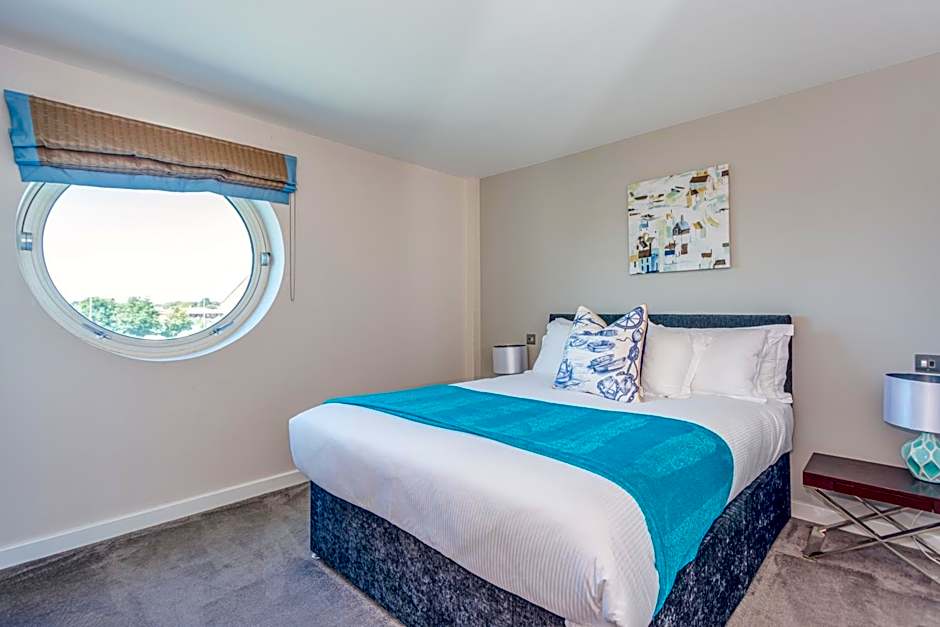 Captain's Club Hotel & Spa