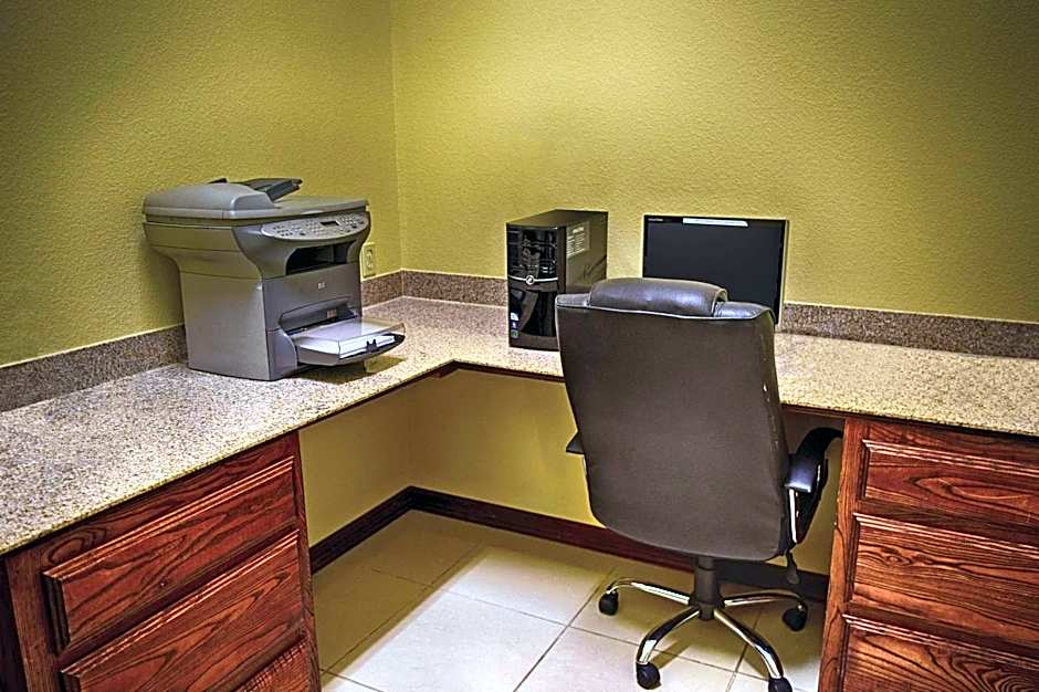 La Quinta Inn & Suites by Wyndham Alice