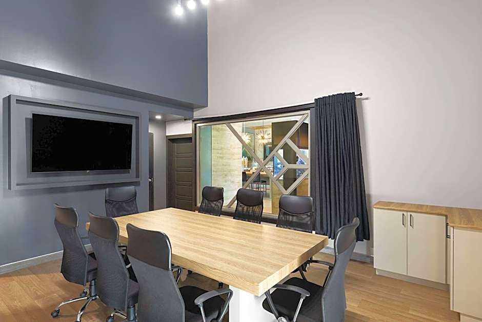 Travelodge by Wyndham Roberval