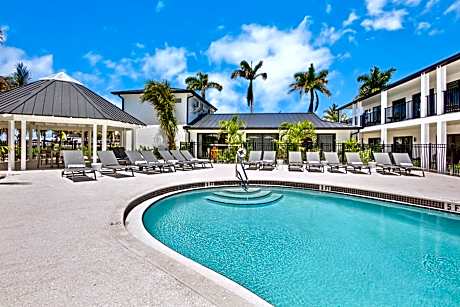 Tropic Isle At Anna Maria Island Inn