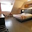 Hotel Be Guest Limoges Sud ex Black & Green