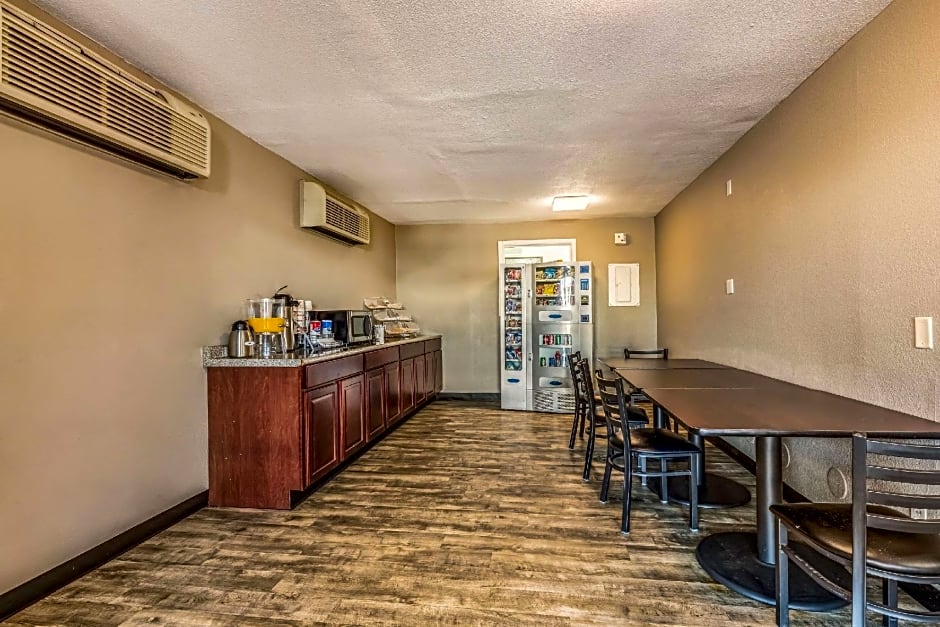 Americas Best Value Inn West Memphis – West Memphis, AR