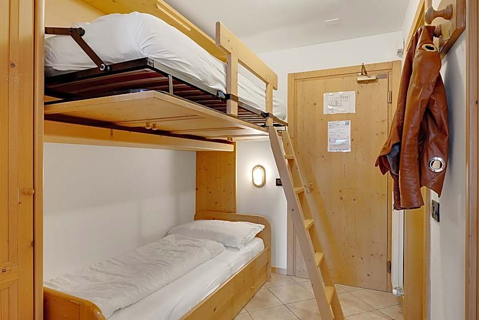 Aparthotel Majestic