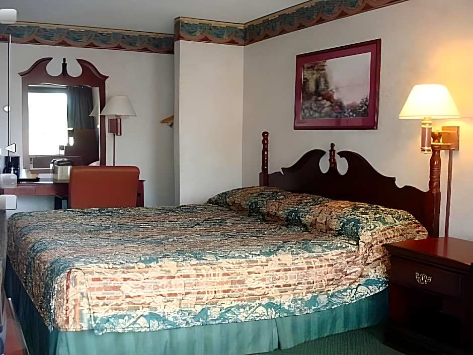 Red Carpet Inn Orchard Park
