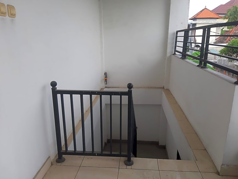 OYO 90810 Ravaya Homestay