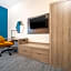 Holiday Inn Express and Suites Atlanta-Johns Creek By IHG
