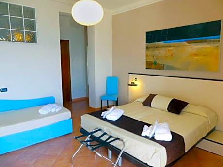 Superior Triple Room with Sea View