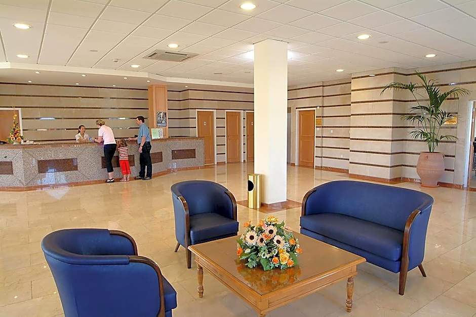 Tsokkos Paradise Holiday Village