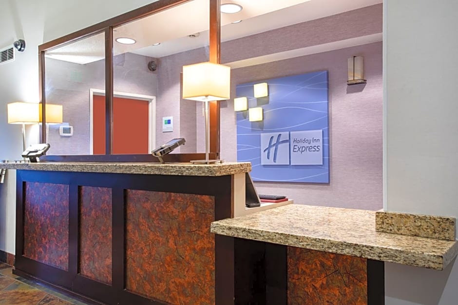 Holiday Inn Express Hotel & Suites Littleton