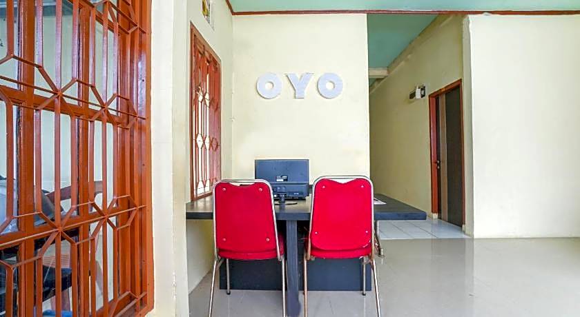 OYO Life 2502 Syariah Triantama Kost
