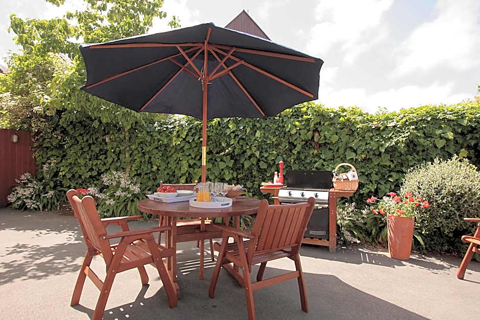 Bella Vista Motel and Apartments