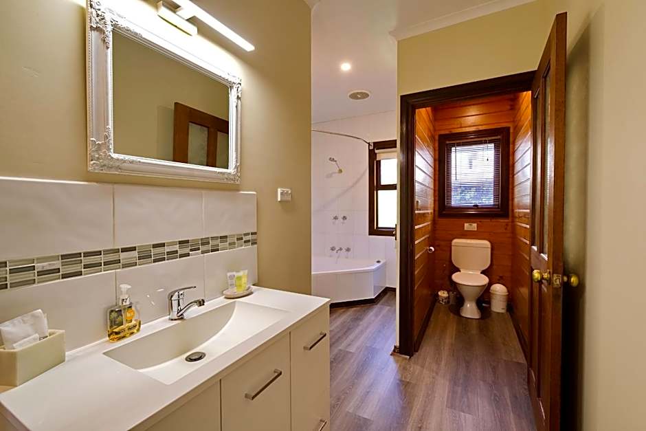 Tranquilles Bed and Breakfast