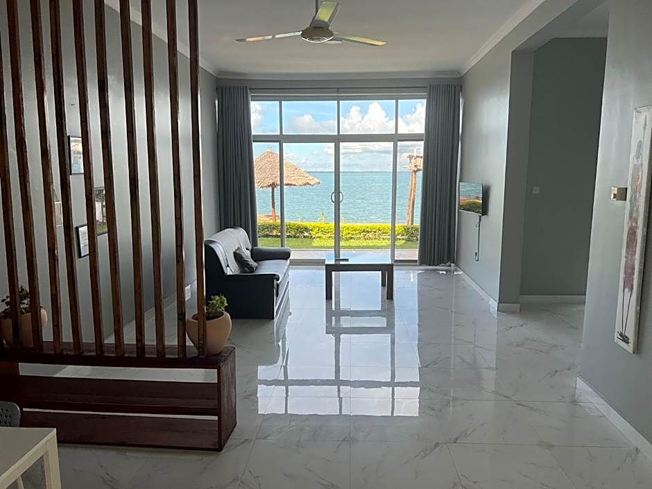 Calamari Beach Resort