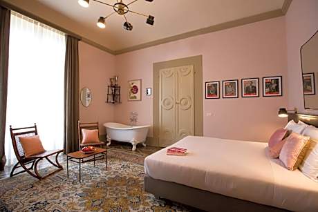 King Room with Balcony