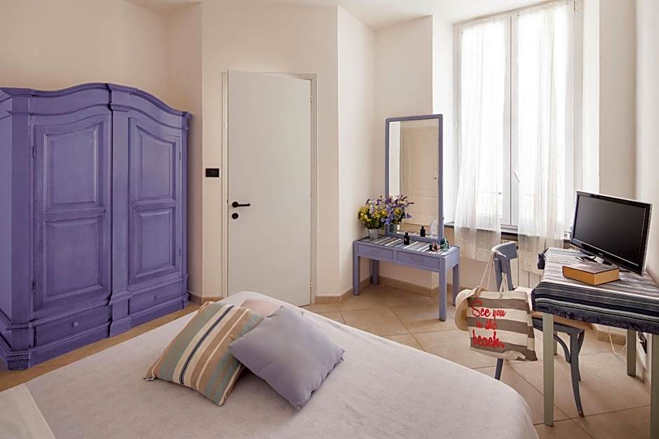 Hotel Mimosa