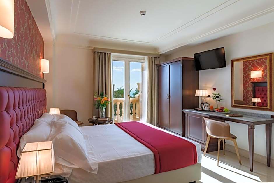 La Paloma Blanca Hotel