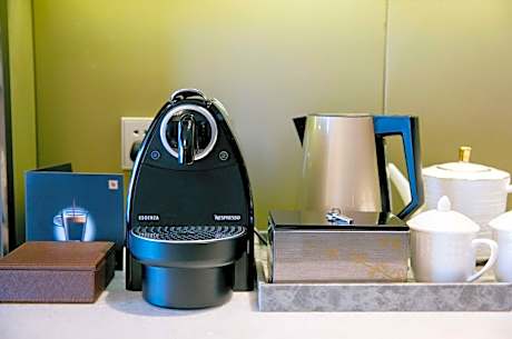 King Deluxe Suite Ocean View -Lounge Access