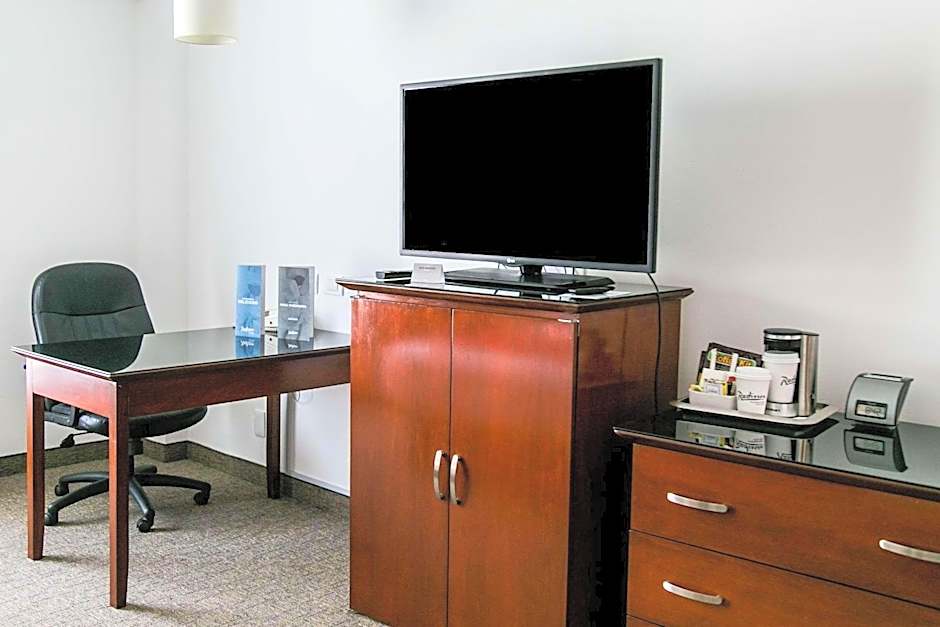 Radisson Poliforum Plaza Hotel Leon