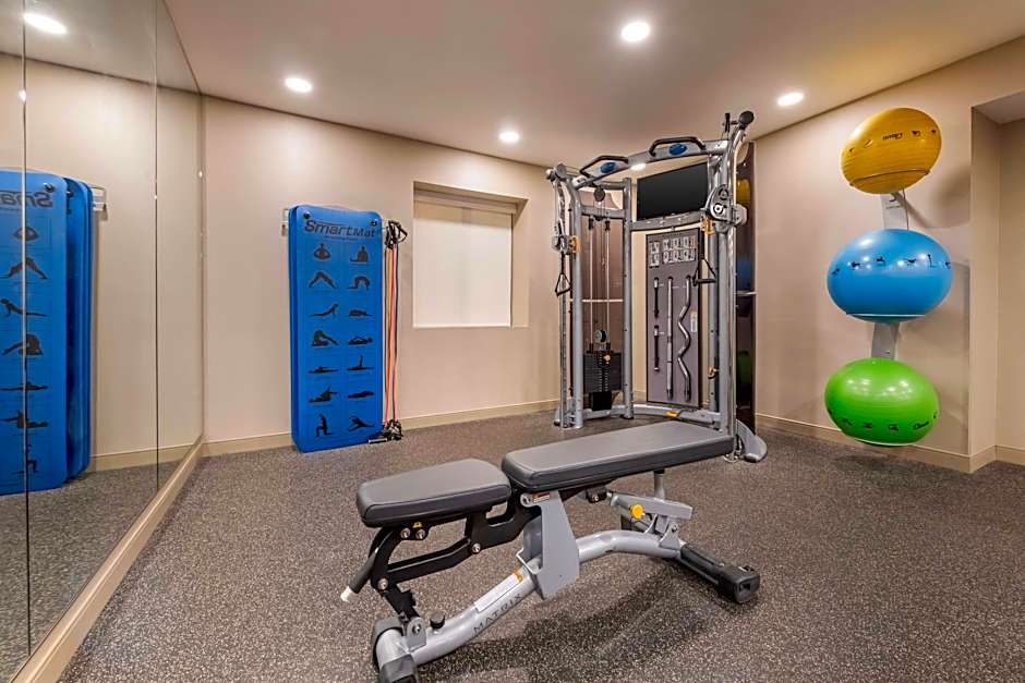 Best Western Plus Superior Inn