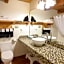 The Boulder Creek Lodge