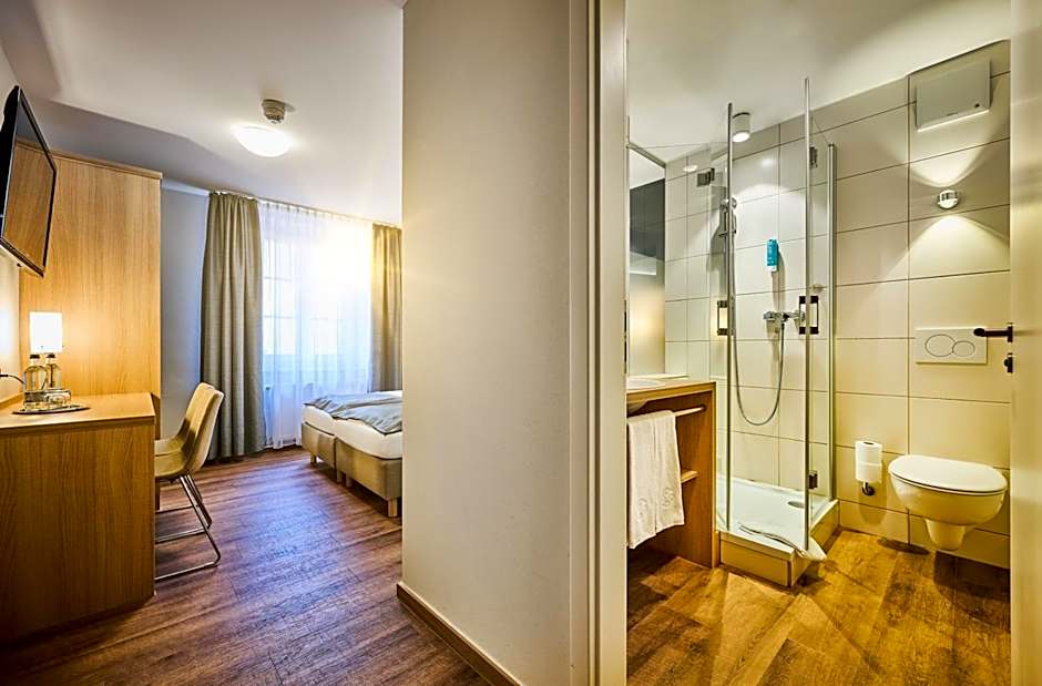 Hotel & Gasthaus DAS RÖHRL Straubing