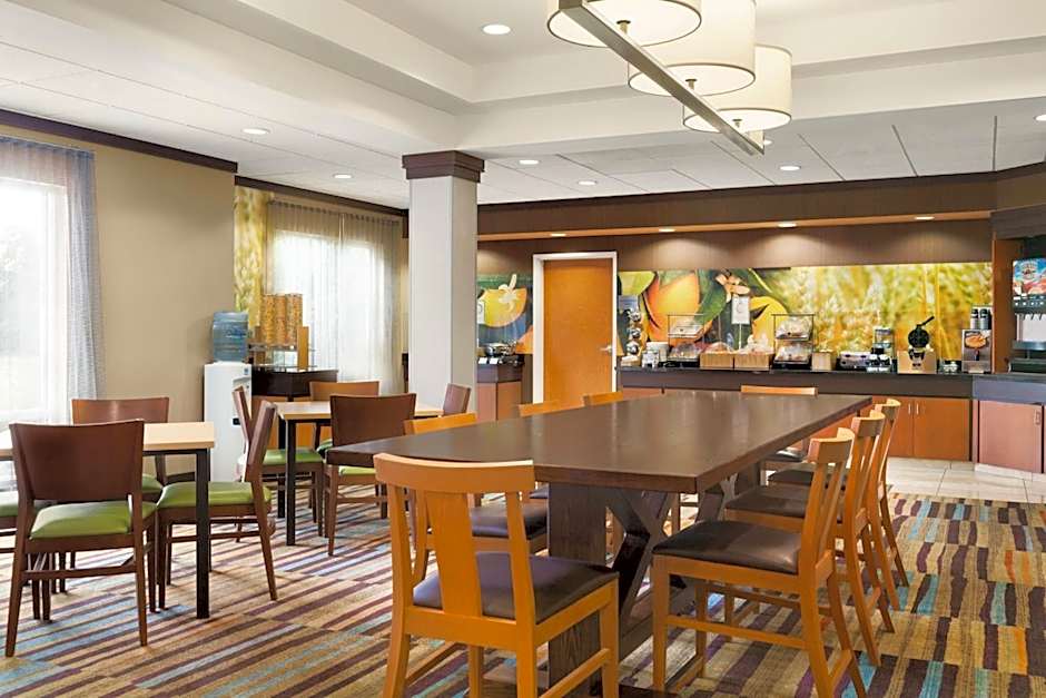 Fairfield Inn & Suites by Marriott Weirton