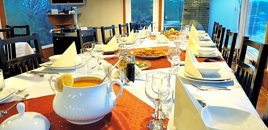 Hotel Restaurant Plutitor Delta Ways