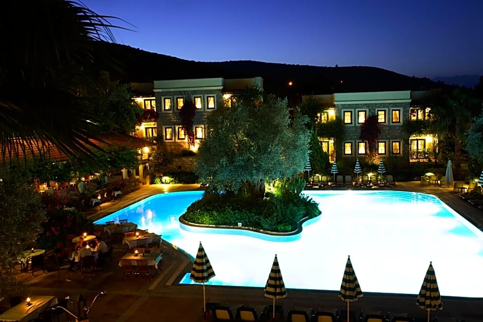 Zeytinada Hotel