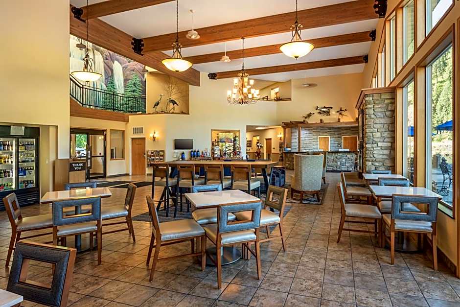 Best Western Lodge at River's Edge