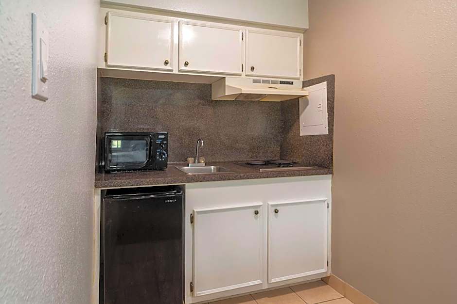 Motel 6-Livingston, TX