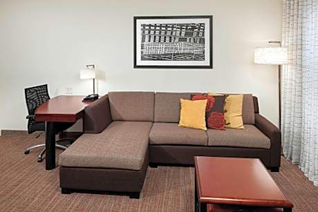 King Studio with Sofa Bed