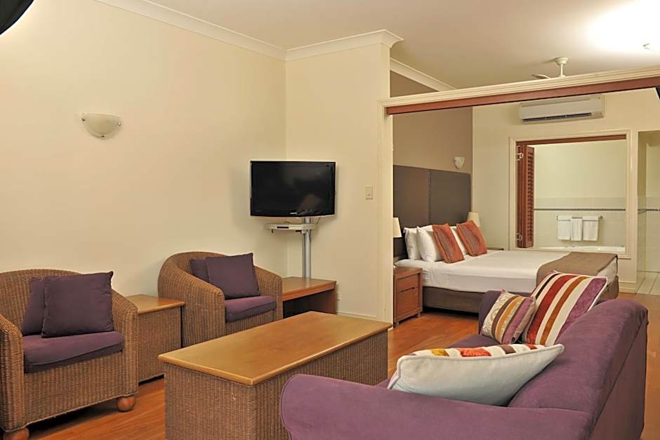 Mantra on the Inlet Port Douglas