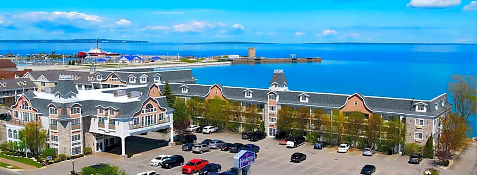 Hamilton Inn Select Beachfront