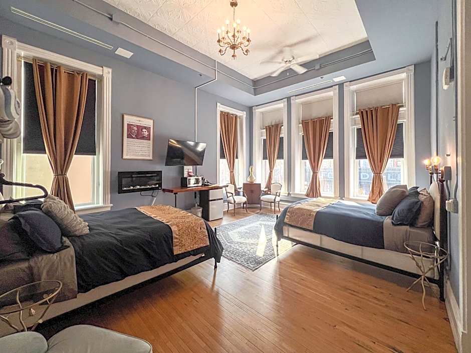 The Oliver Inn