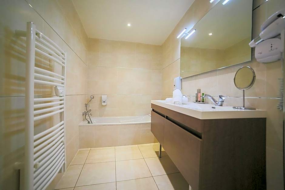 Holidays & Work HOTEL