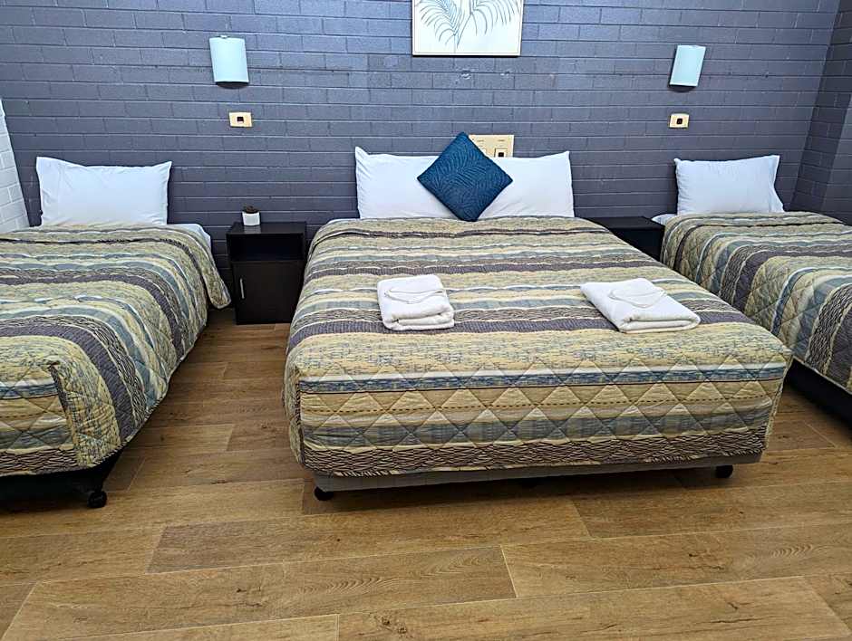 Elm Court Motel