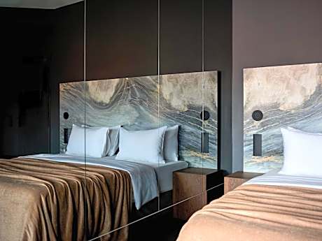 Deluxe Suite with Terrace