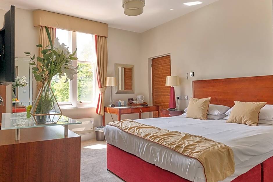 Kings Park Hotel