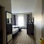 Country Inn & Suites by Radisson, Prairie du Chien, WI