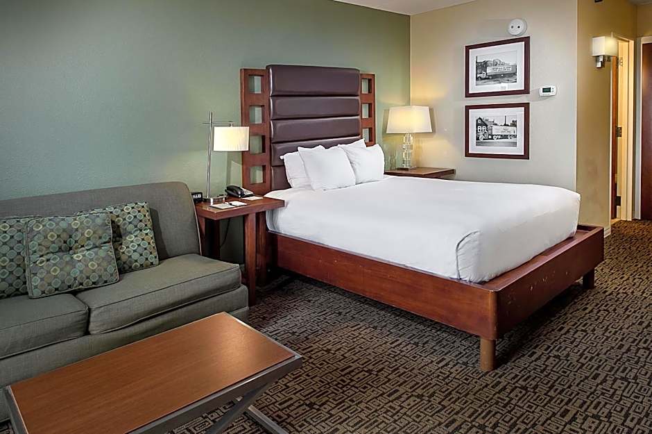 DoubleTree By Hilton Collinsville St Louis