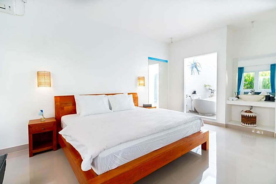 Zoe Luxury Oceanview Villa