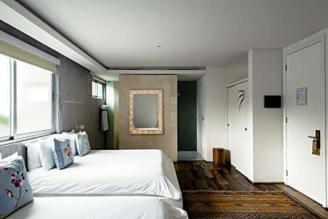 Standard Suite