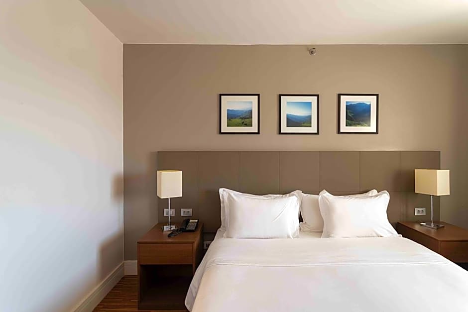 Golden Tulip São José dos Campos