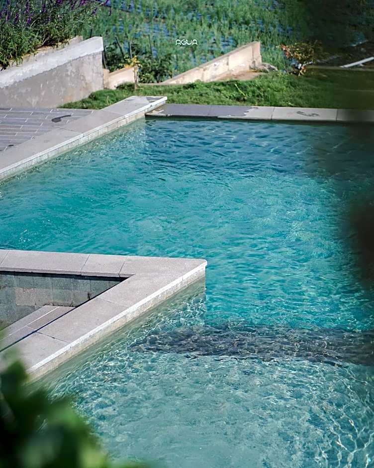 Noya Hotel