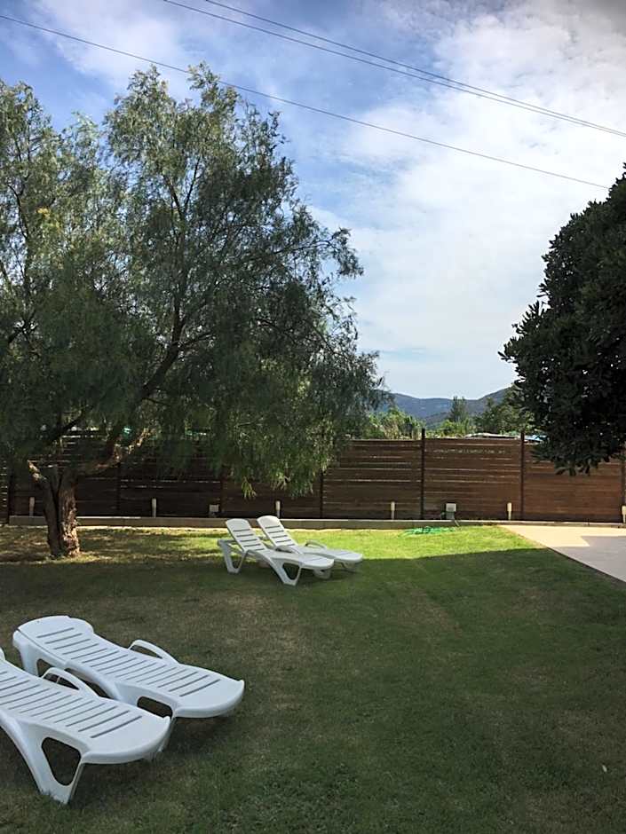 Casa Del Mar Hotel & Apartaments