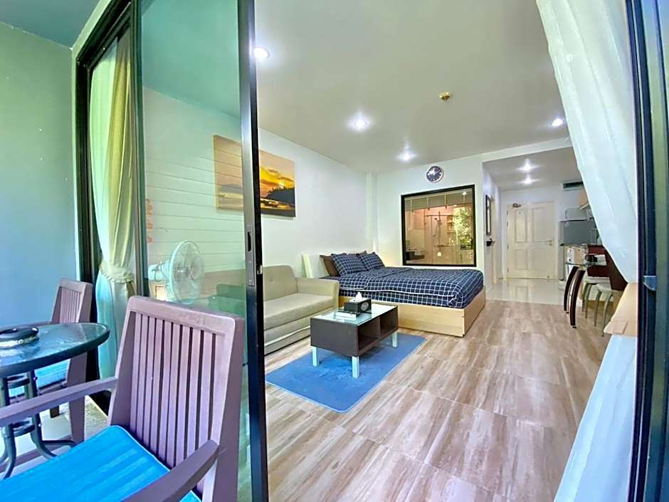 Patong - The Unity Seaview & Mountain Residence