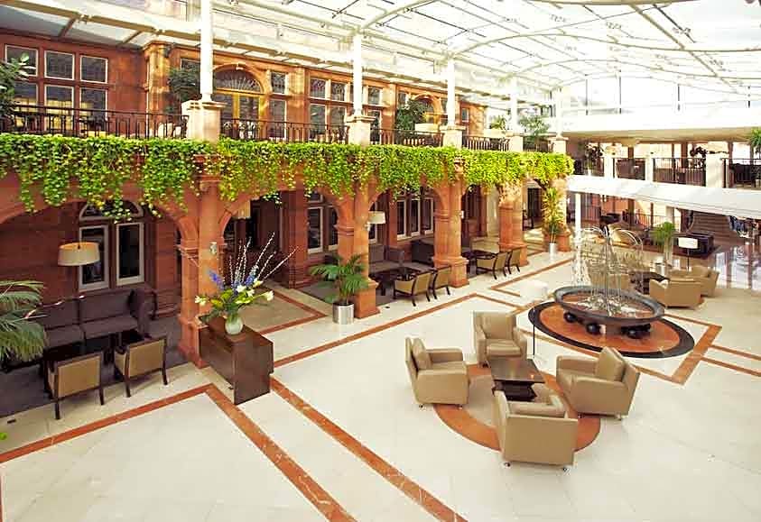 The Crown London, WorldHotels Distinctive