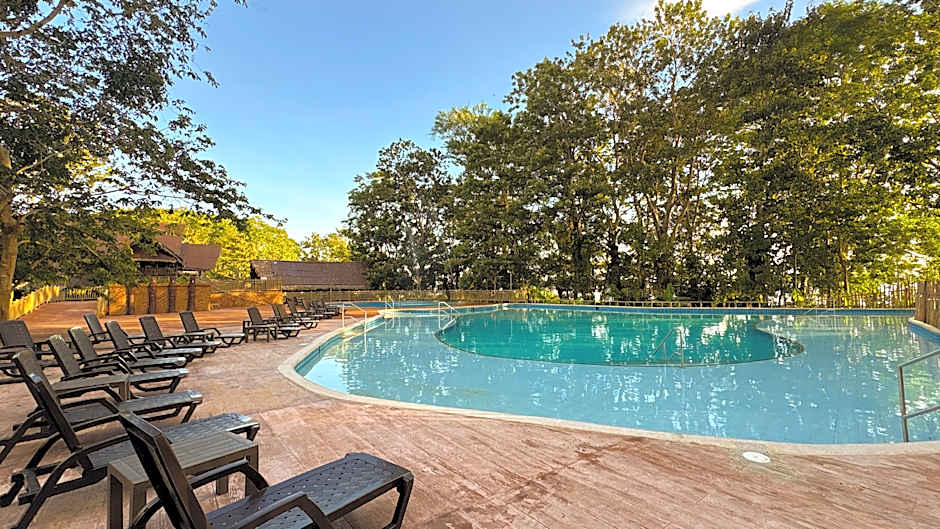 Hotel Amazon by On Vacation